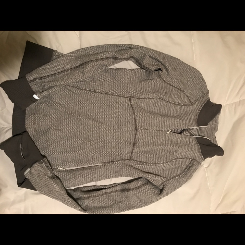 Lululemon pullover